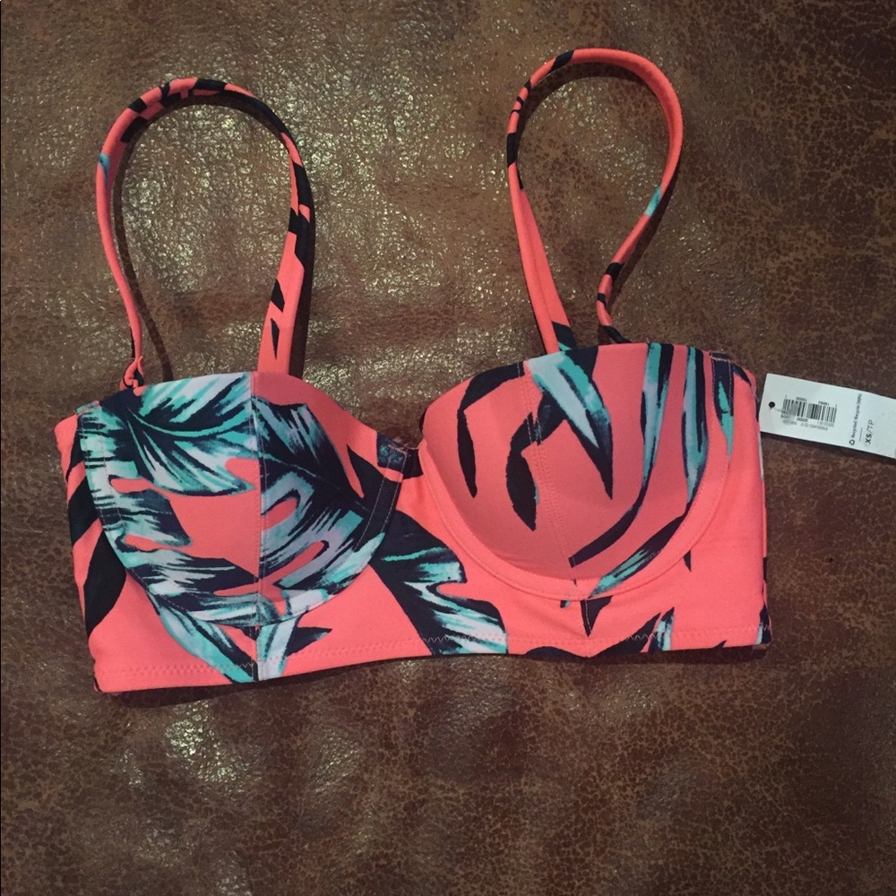 Coral Patterned Bikini Top